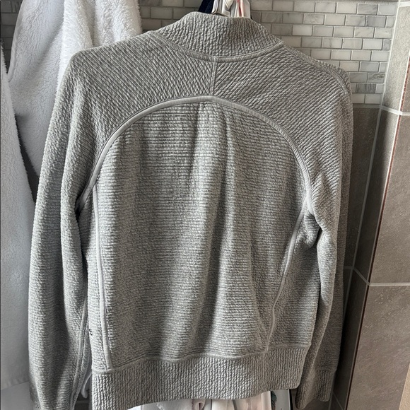 lululemon athletica Gray Textured Jacket - Picture 2 of 2